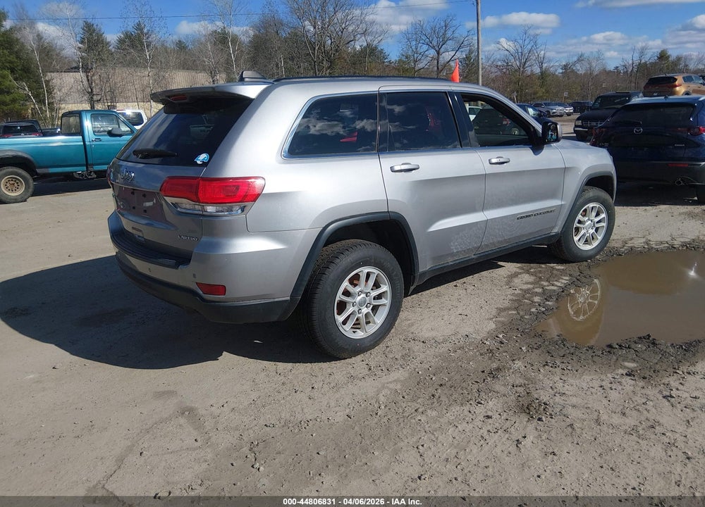 2018 JEEP GRAND CHEROKEE LAREDO 4X4 VIN: 1C4RJFAG1JC180219