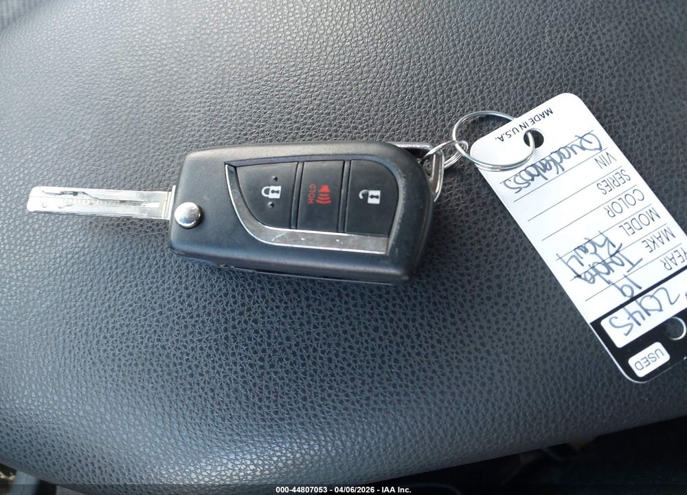 2019 TOYOTA RAV4 LE VIN: JTMG1RFV7KD020535