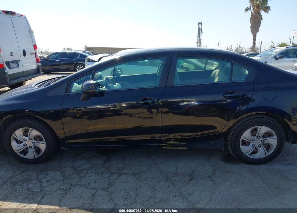2013 HONDA CIVIC LX VIN: 19XFB2F5XDE031417