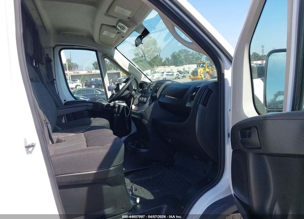 2018 RAM PROMASTER 2500 HIGH ROOF 159 WB VIN: 3C6TRVDG0JE100588