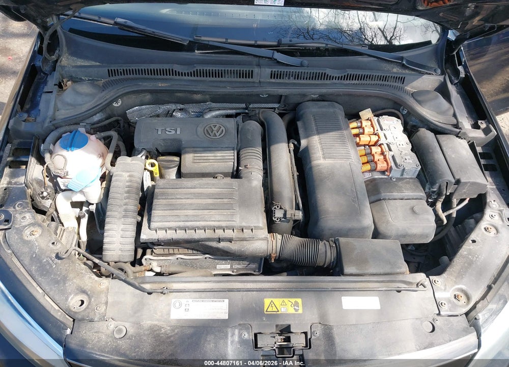 2014 VOLKSWAGEN JETTA HYBRID SE/SEL/SEL PREMIUM VIN: 3VW637AJ8EM209960