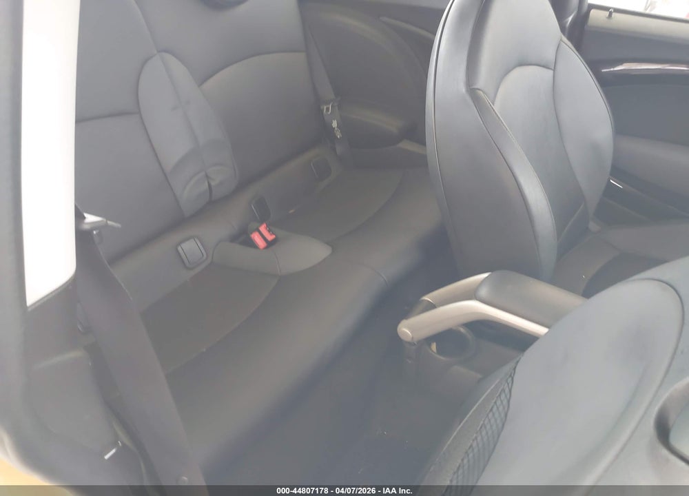 2009 MINI COOPER S VIN: WMWMF73579TW86935