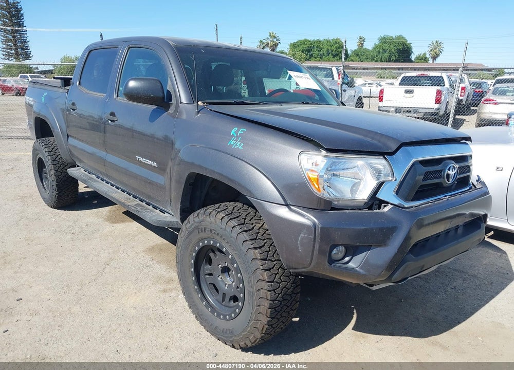 2015 TOYOTA TACOMA BASE V6 VIN: 3TMLU4EN5FM170177