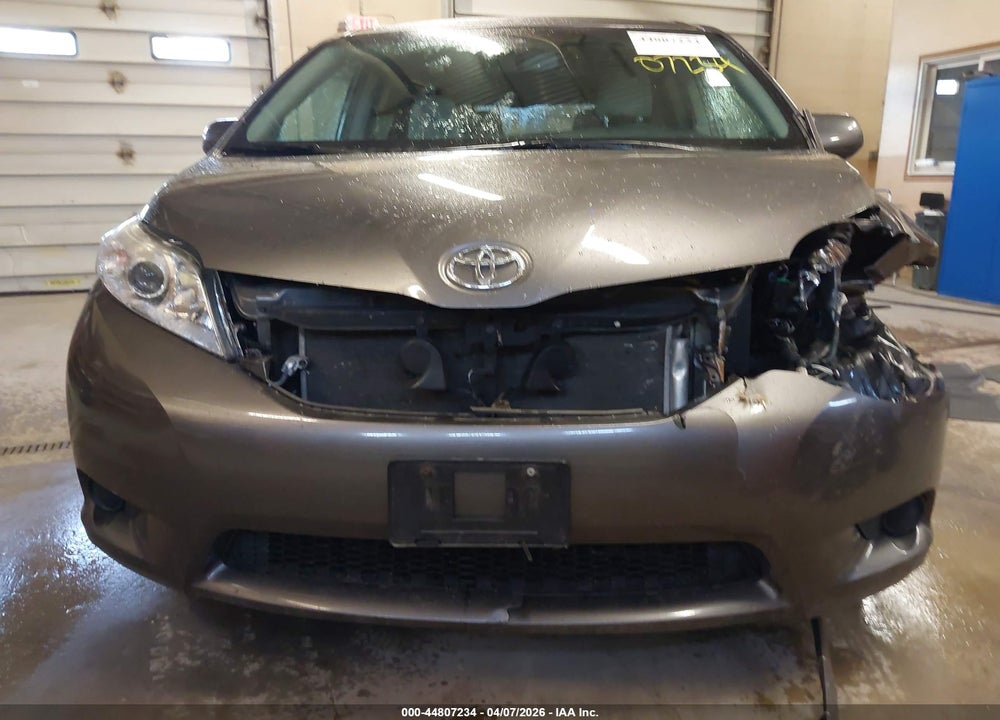 2017 TOYOTA SIENNA LE 7 PASSENGER VIN: 5TDJZ3DC5HS183064
