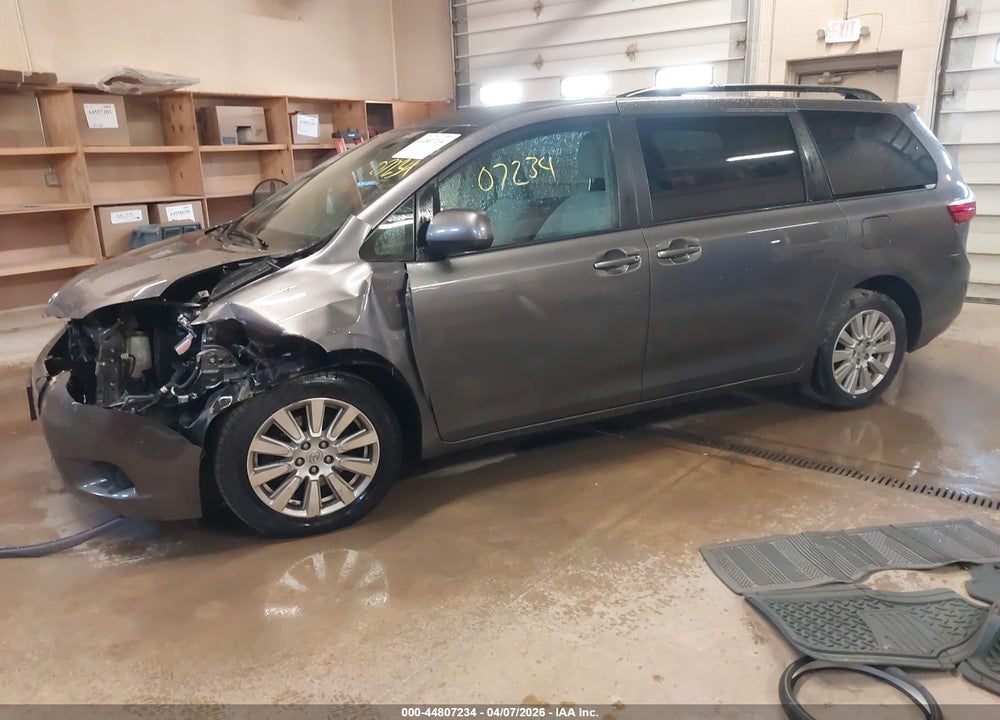2017 TOYOTA SIENNA LE 7 PASSENGER VIN: 5TDJZ3DC5HS183064