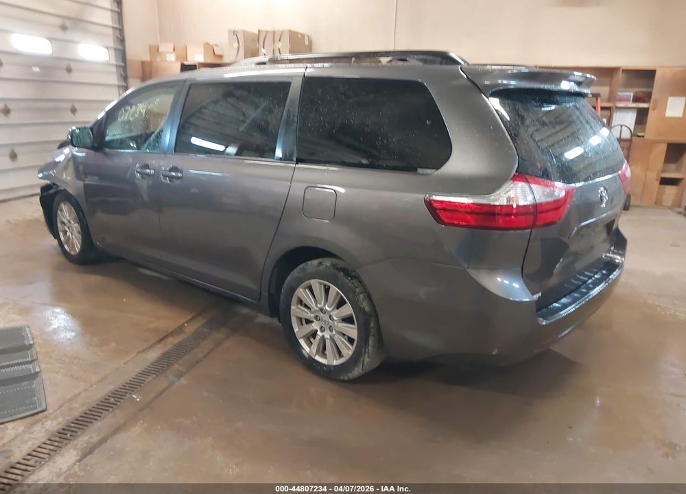 2017 TOYOTA SIENNA LE 7 PASSENGER VIN: 5TDJZ3DC5HS183064