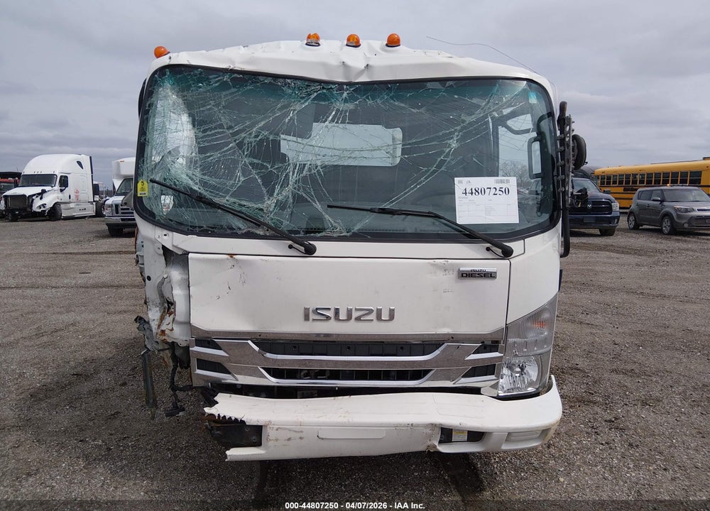 2022 ISUZU NRR VIN: JALE5W161N7304268