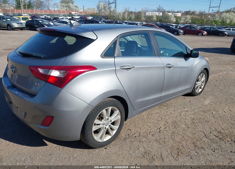 2013 HYUNDAI ELANTRA GT VIN: KMHD35LE6DU048092