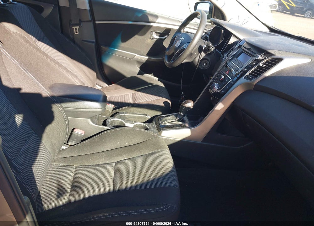 2013 HYUNDAI ELANTRA GT VIN: KMHD35LE6DU048092