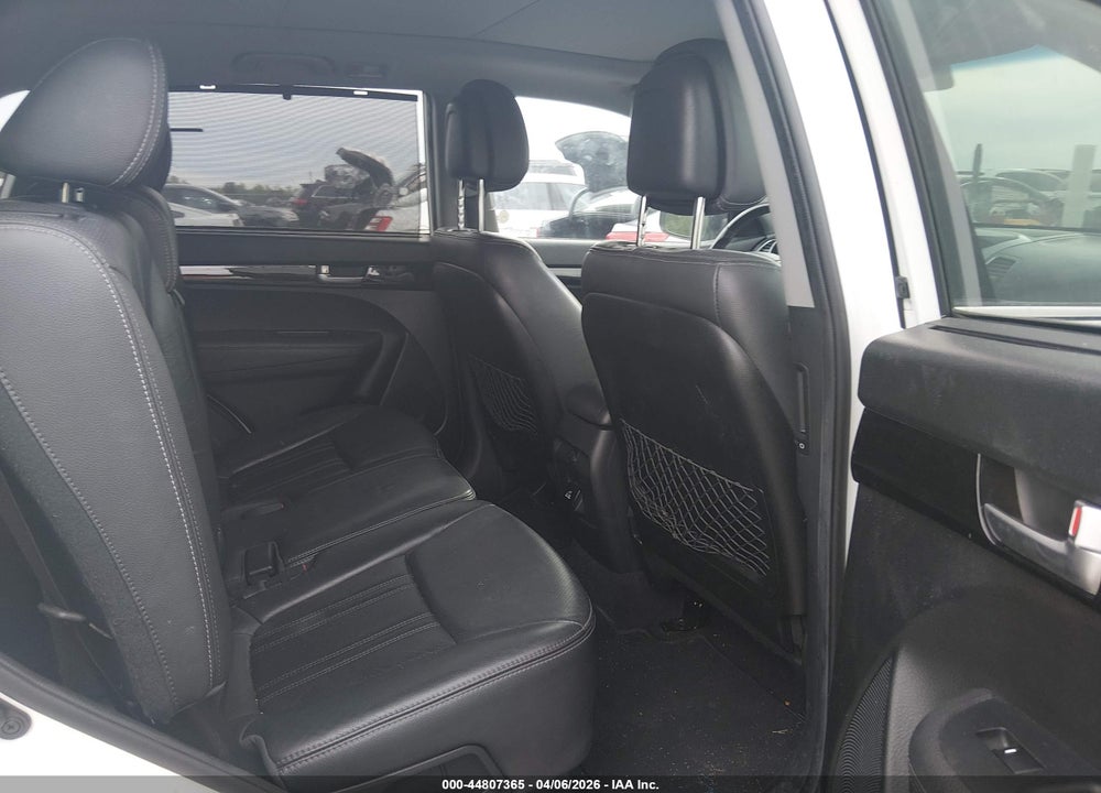 2015 KIA SORENTO SX V6 VIN: 5XYKWDA75FG553420