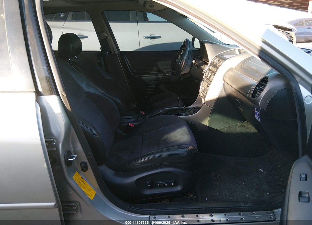 2001 LEXUS IS 300 VIN: JTHBD182410024259