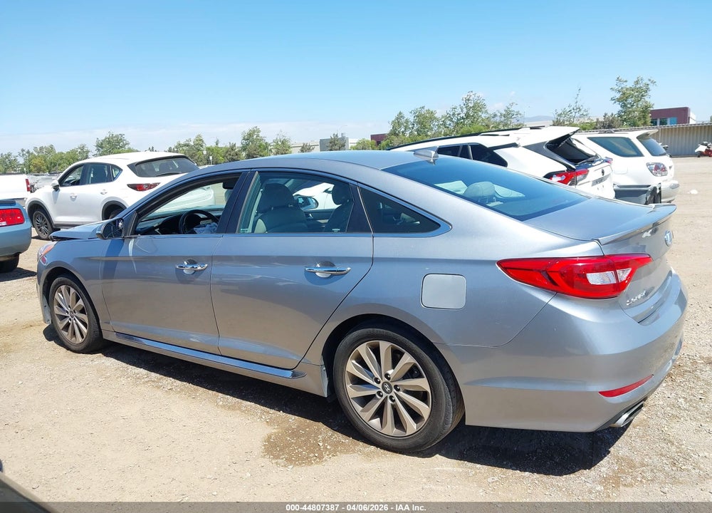 2015 HYUNDAI SONATA SPORT VIN: 5NPE34AF8FH076505