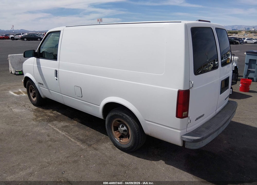2001 CHEVROLET ASTRO VIN: 1GCDM19W21B136316