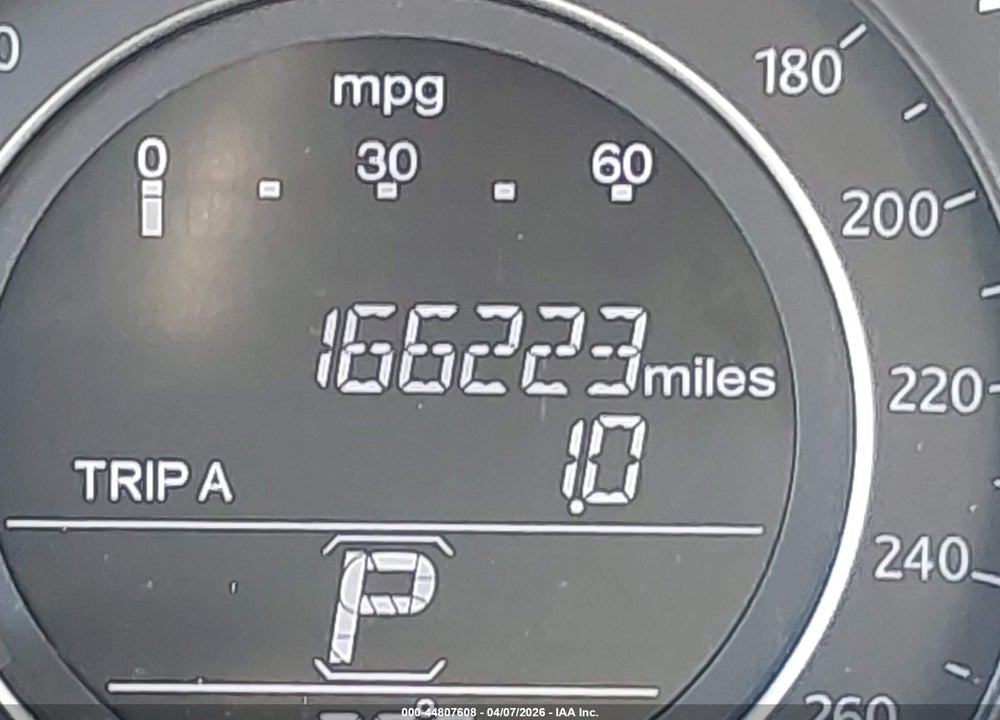 2013 HONDA ACCORD LX VIN: 1HGCR2F34DA142952