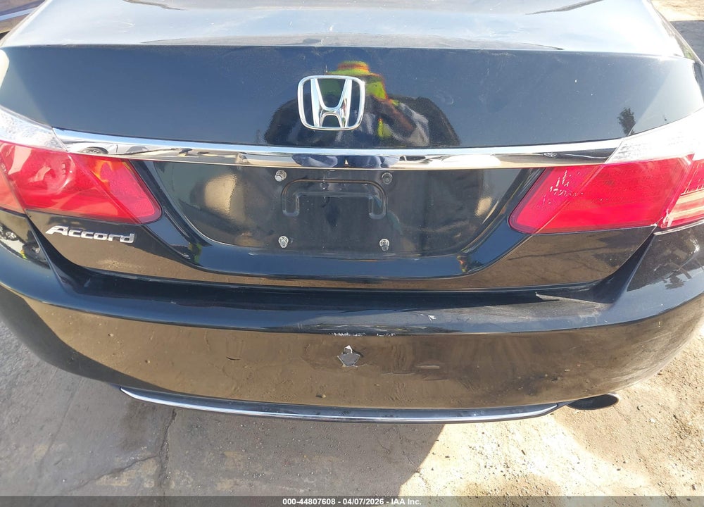 2013 HONDA ACCORD LX VIN: 1HGCR2F34DA142952