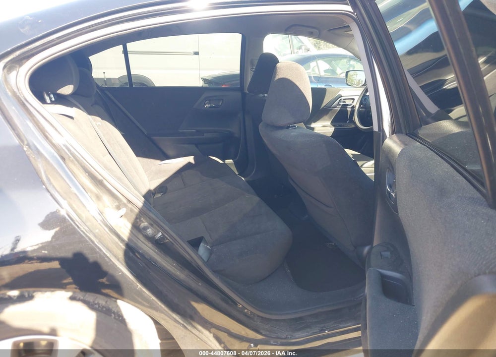 2013 HONDA ACCORD LX VIN: 1HGCR2F34DA142952