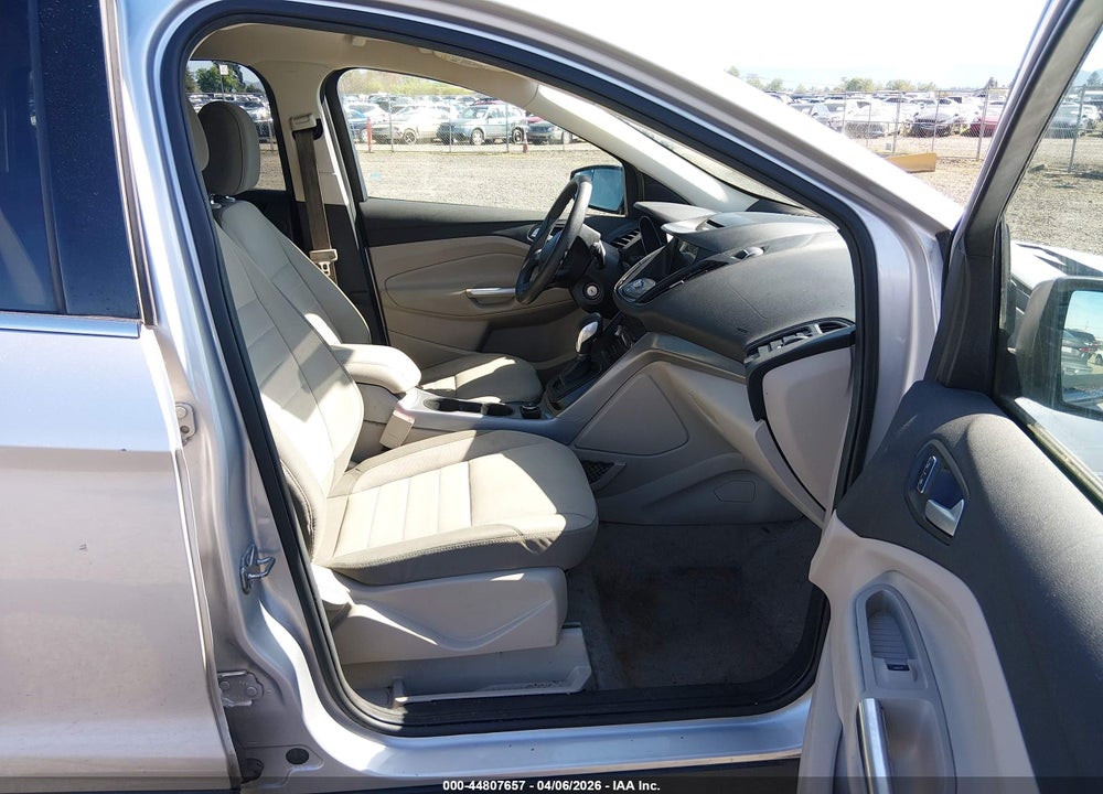 2016 FORD ESCAPE SE VIN: 1FMCU9GXXGUB95869