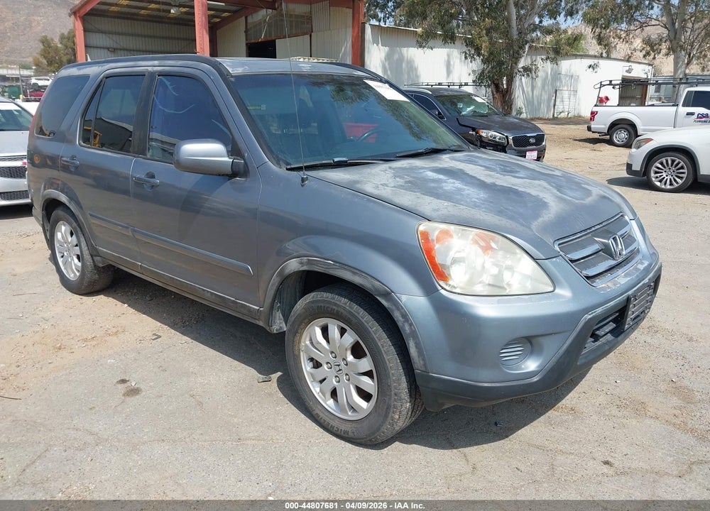 2005 HONDA CR-V SE VIN: JHLRD78995C008727