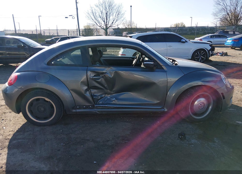 2012 VOLKSWAGEN BEETLE 2.5L VIN: 3VWJP7AT5CM619564