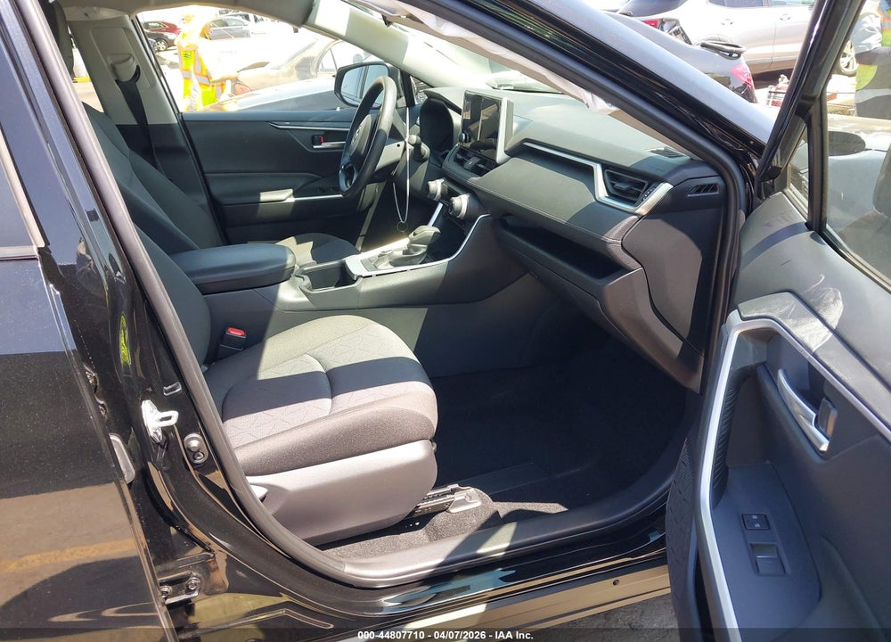 2025 TOYOTA RAV4 HYBRID XLE VIN: JTMRWRFV3SJ062406