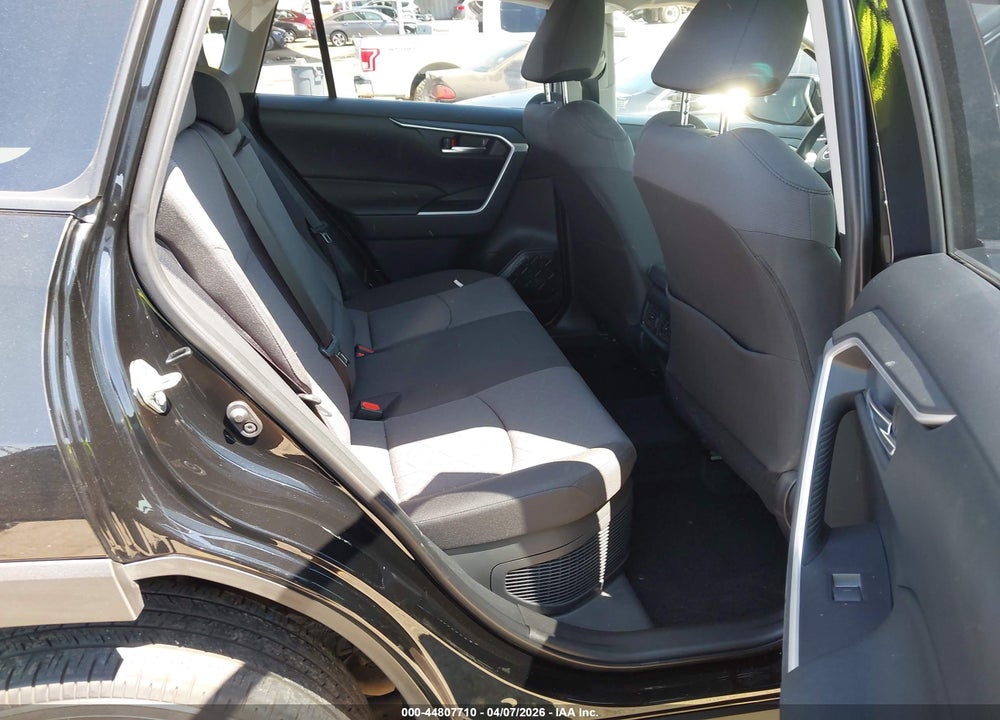2025 TOYOTA RAV4 HYBRID XLE VIN: JTMRWRFV3SJ062406