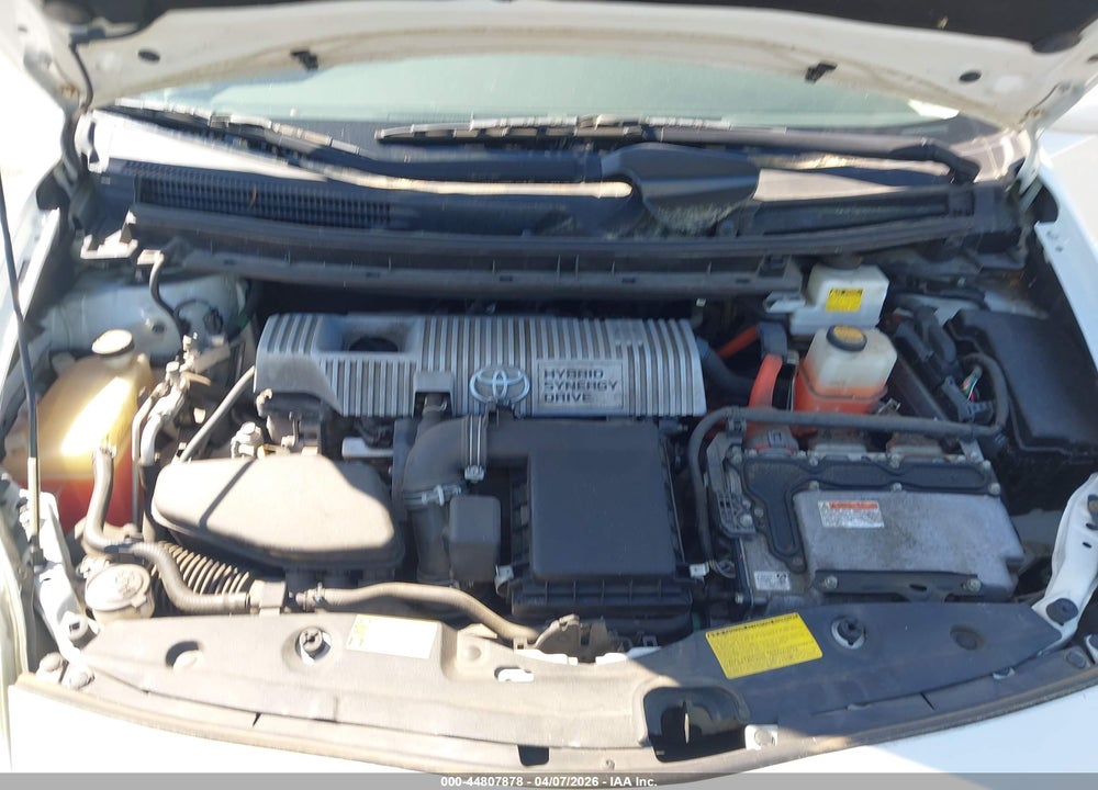 2011 TOYOTA PRIUS TWO VIN: JTDKN3DUXB1381622