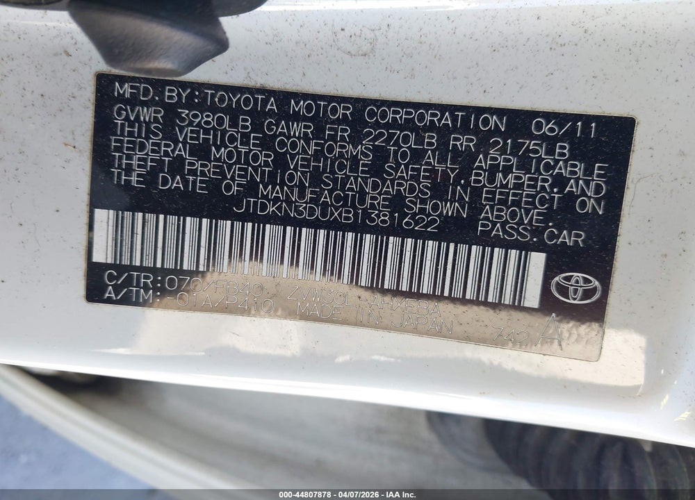 2011 TOYOTA PRIUS TWO VIN: JTDKN3DUXB1381622