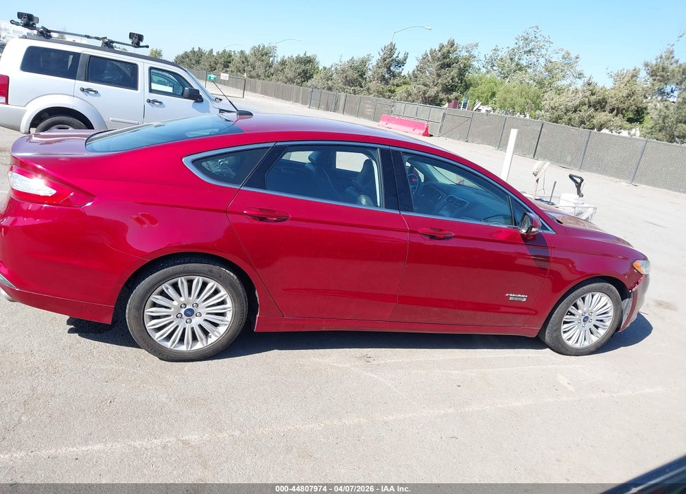 2016 FORD FUSION ENERGI SE LUXURY VIN: 3FA6P0PU5GR229305