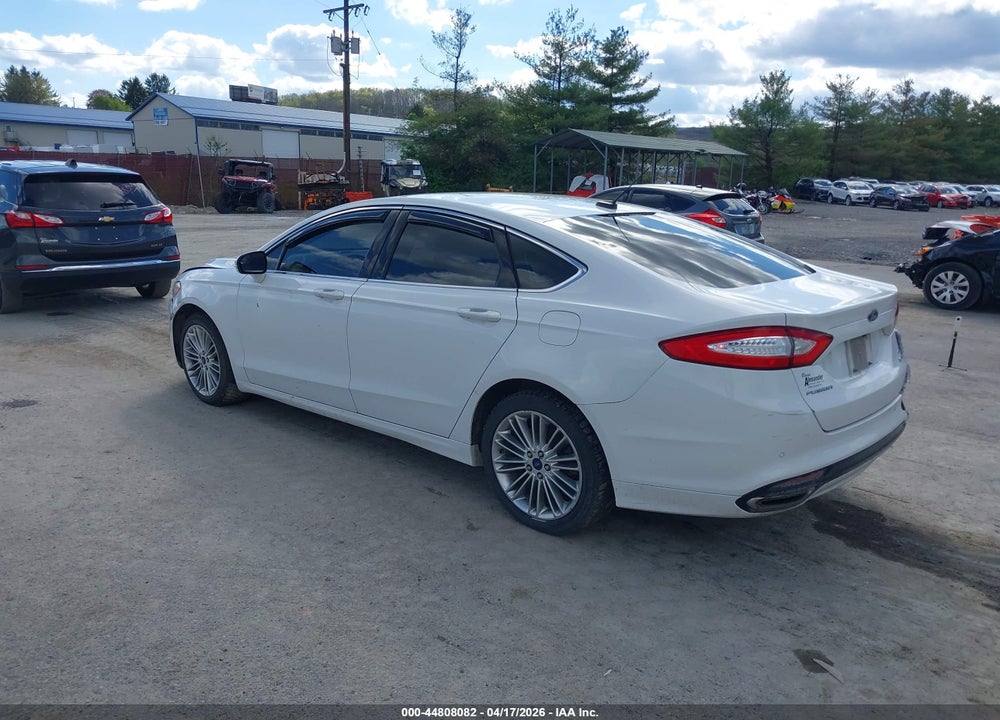 2015 FORD FUSION SE VIN: 3FA6P0T91FR262575