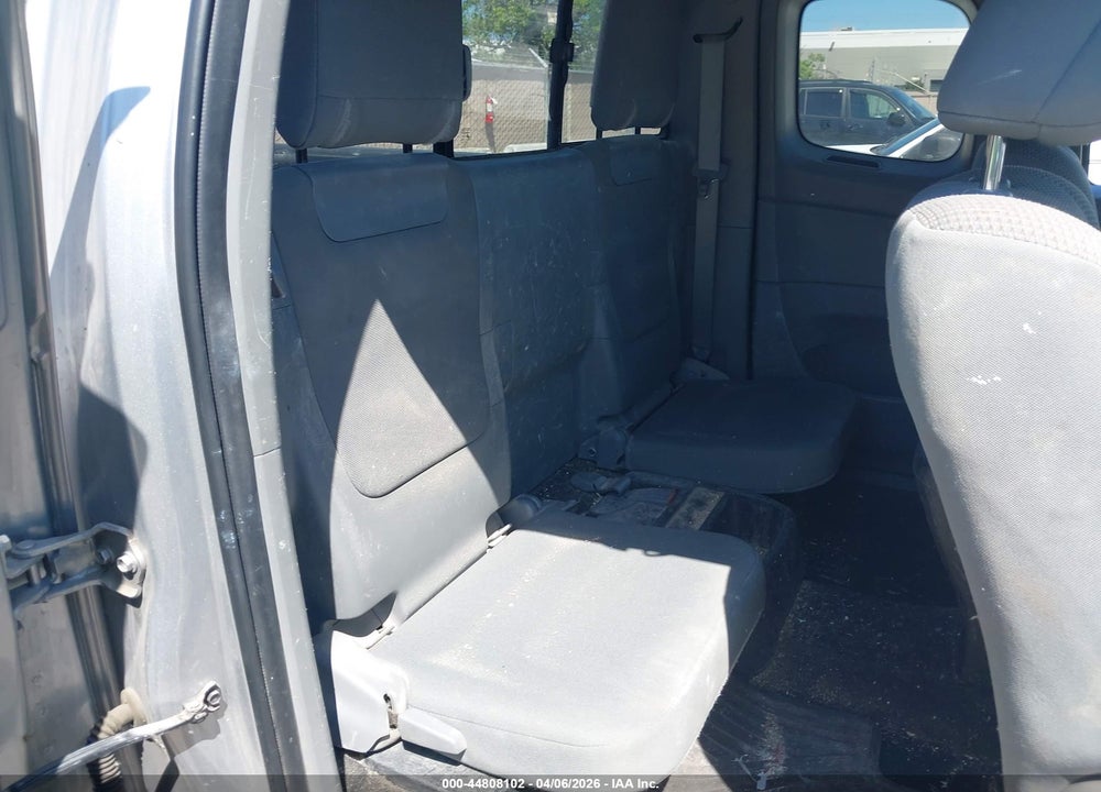 2015 TOYOTA TACOMA VIN: 5TFTX4CN1FX050798