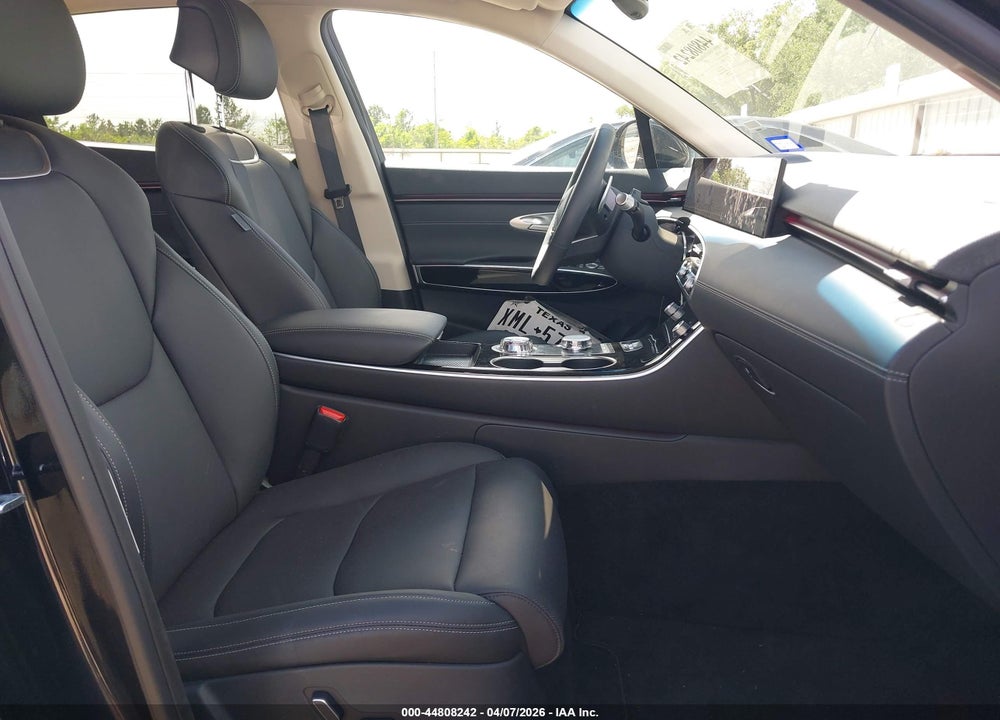 2026 GENESIS GV70 2.5T VIN: KMUMADTB0TU267538