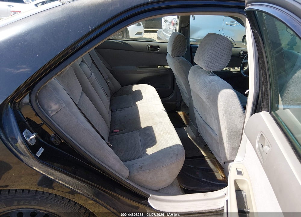 2003 TOYOTA CAMRY LE VIN: 4T1BE32K83U241713