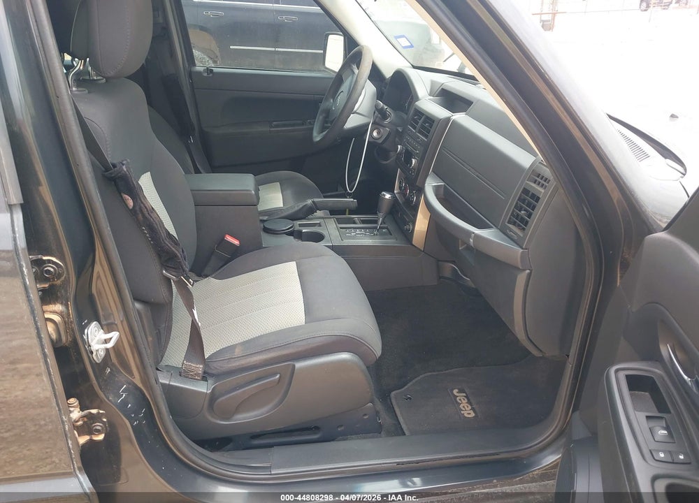 2010 JEEP LIBERTY SPORT VIN: 1J4PP2GK6AW181658