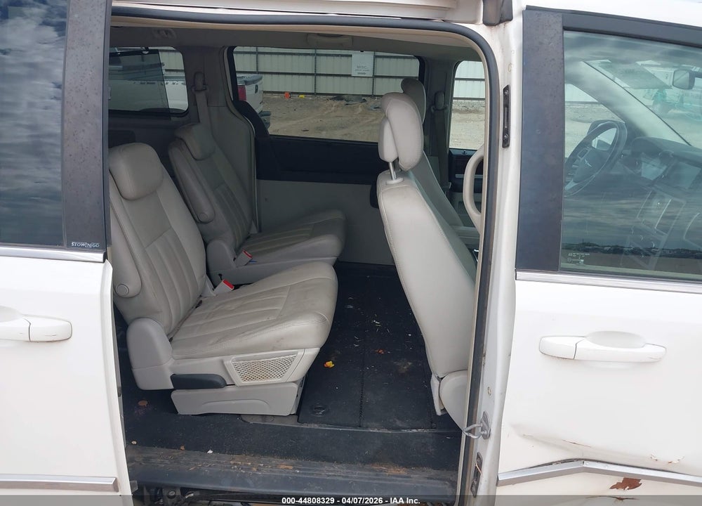 2010 CHRYSLER TOWN & COUNTRY TOURING PLUS VIN: 2A4RR8D16AR449862
