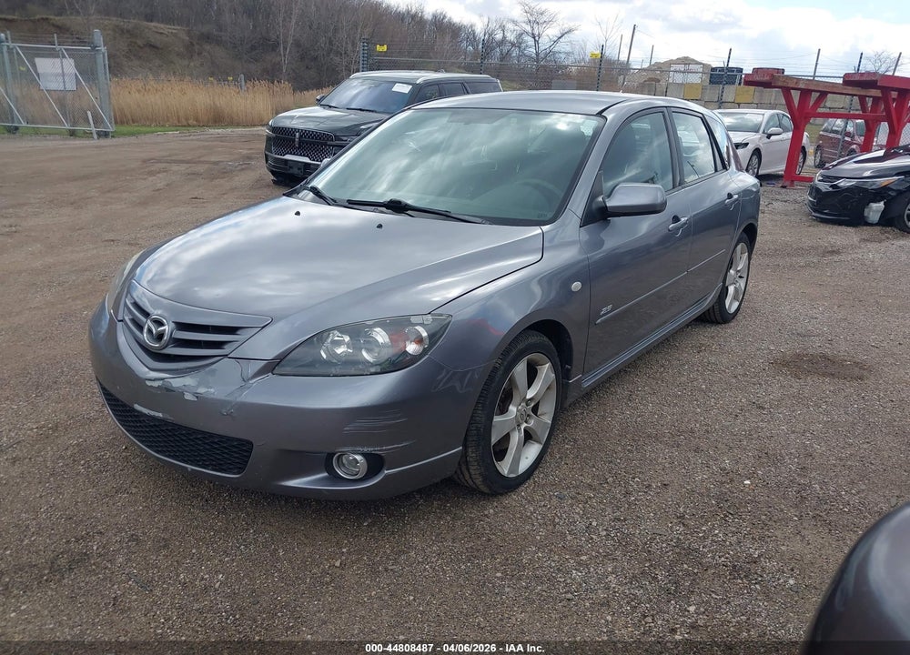 2005 MAZDA 3 S VIN: JM1BK143051289511