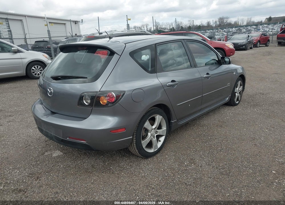 2005 MAZDA 3 S VIN: JM1BK143051289511