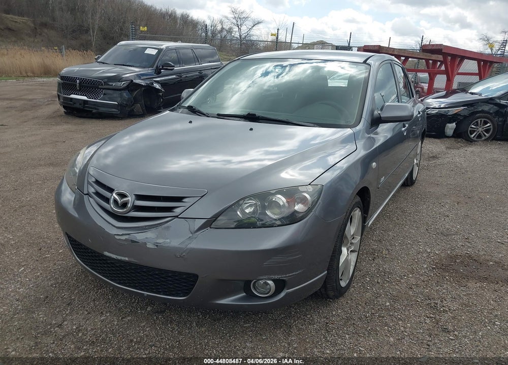 2005 MAZDA 3 S VIN: JM1BK143051289511