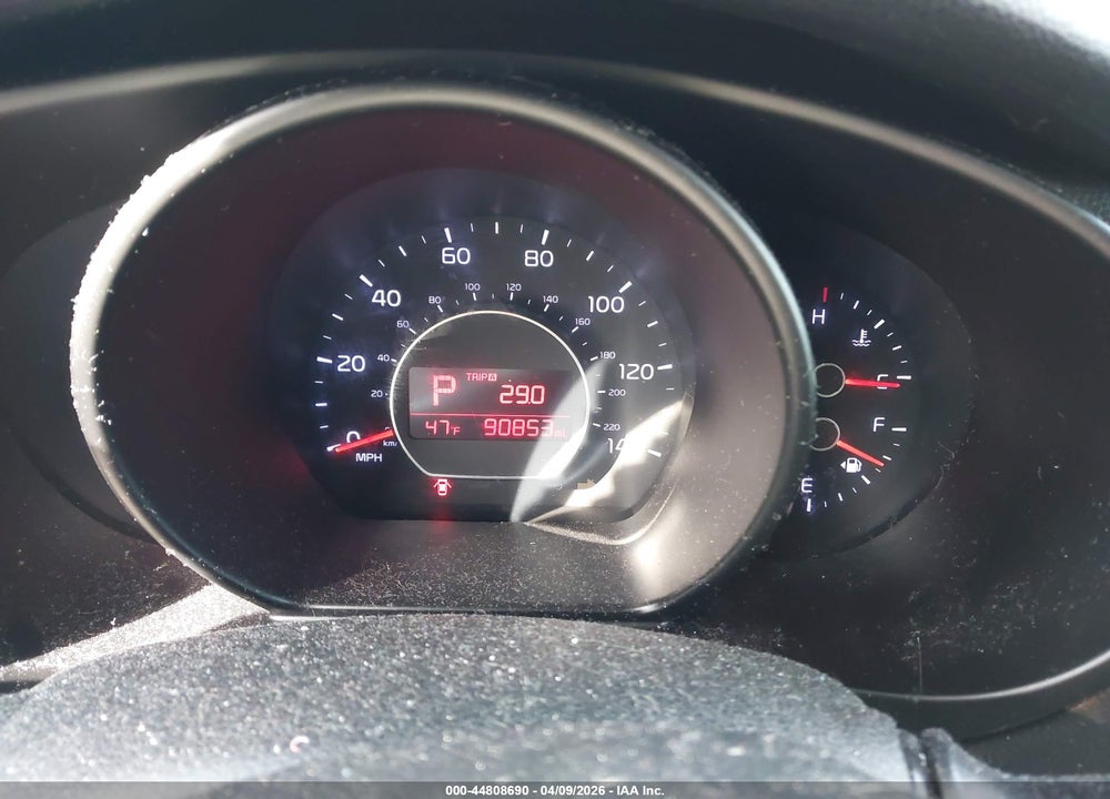 2016 KIA SOUL + VIN: KNDJP3A5XG7822530