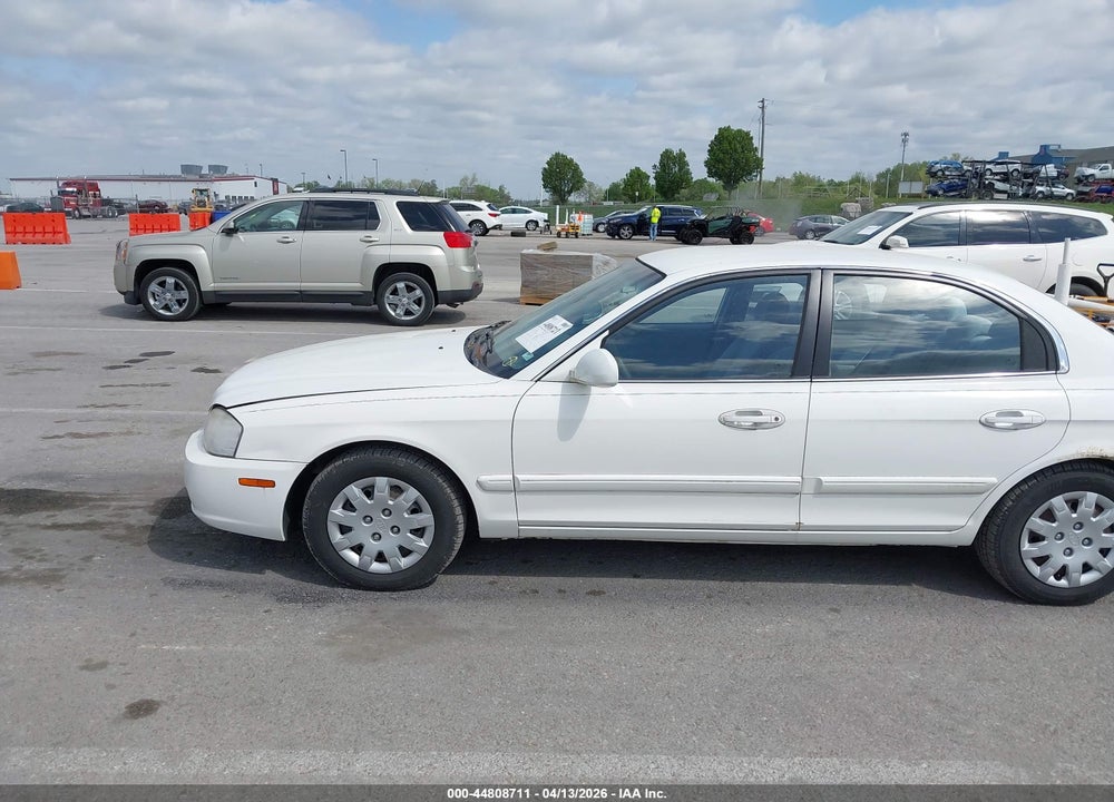 2004 KIA OPTIMA EX/LX VIN: KNAGD126145308990