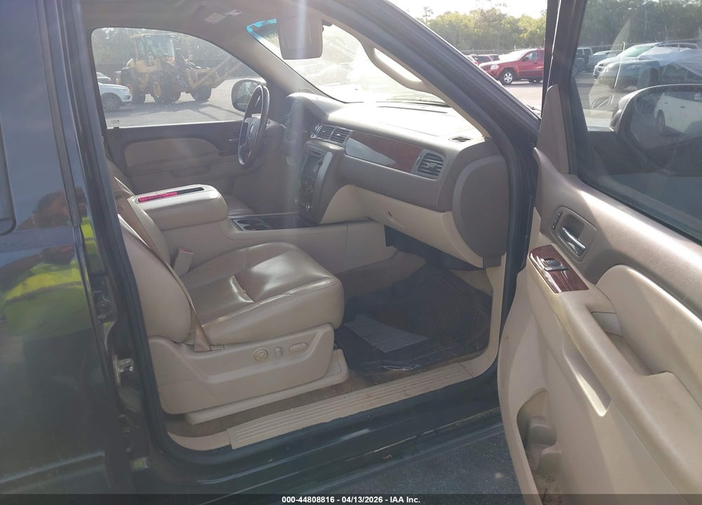2011 GMC YUKON SLT VIN: 1GKS1CE00BR215249