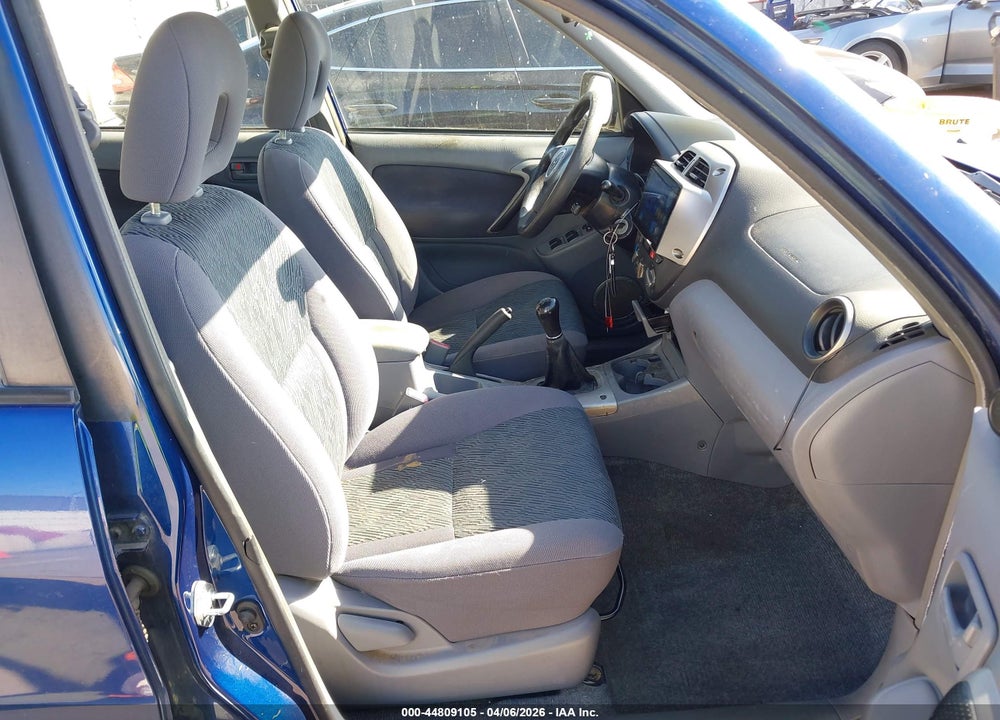 2003 TOYOTA RAV4 VIN: JTEGH20V630102661