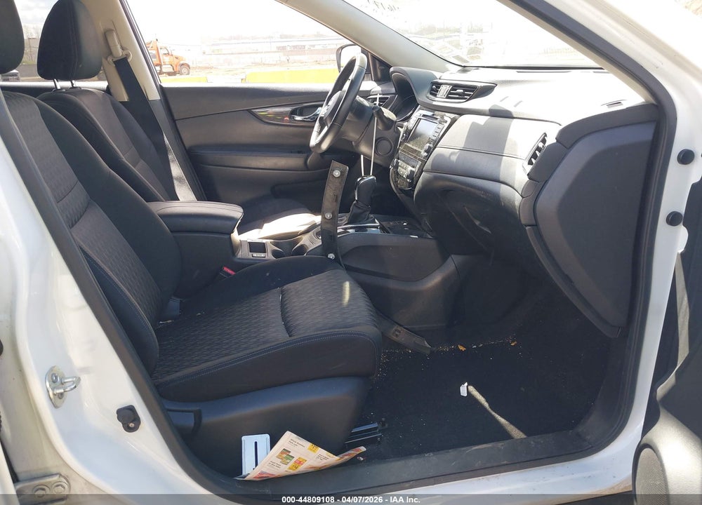 2019 NISSAN ROGUE SV VIN: JN8AT2MV9KW395507