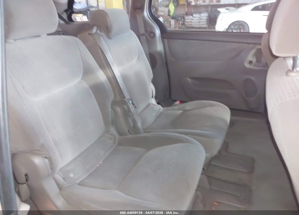 2006 TOYOTA SIENNA LE VIN: 5TDZA23C56S439674