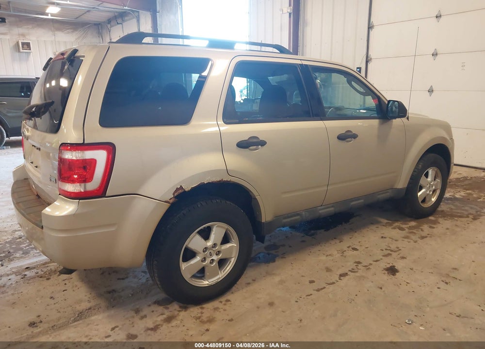 2011 FORD ESCAPE XLT VIN: 1FMCU0DG8BKB80016
