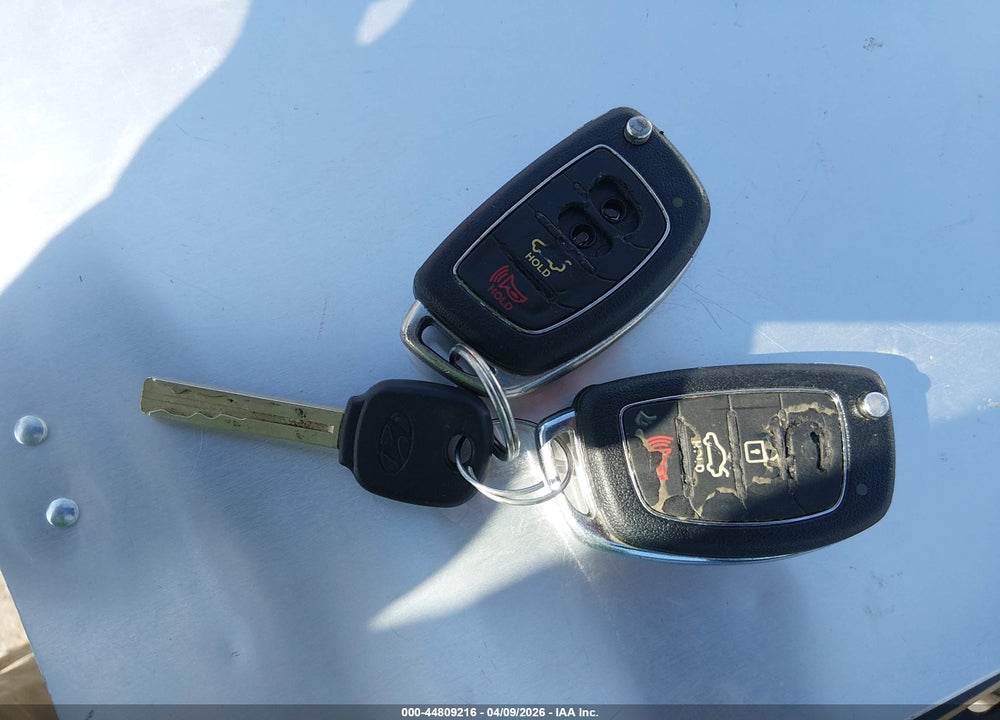 2016 HYUNDAI SONATA SE VIN: 5NPE24AF4GH343174