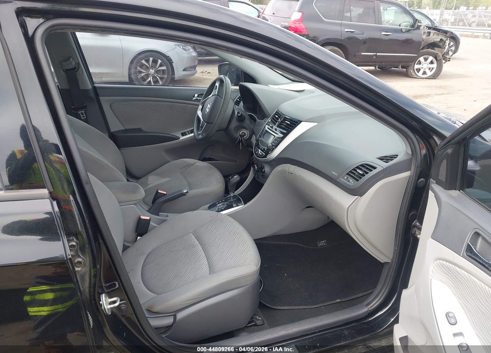 2013 HYUNDAI ACCENT GLS VIN: KMHCU4AE7DU461497