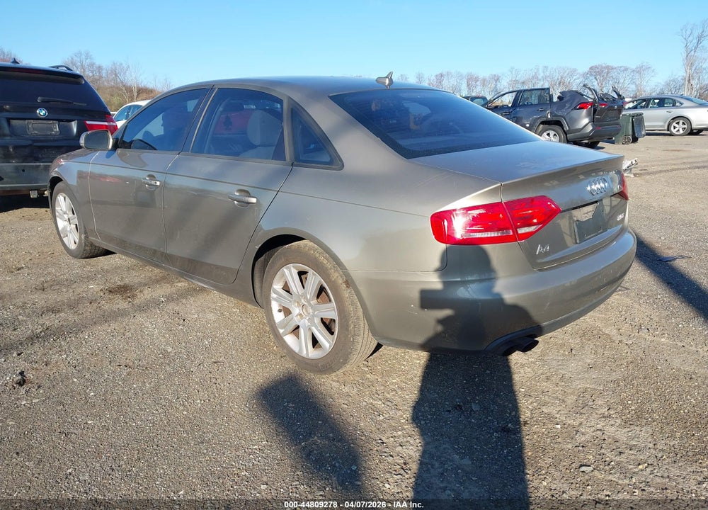 2010 AUDI A4 2.0T PREMIUM VIN: WAUAFAFL8AN059468