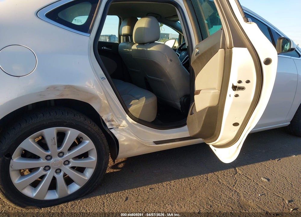 2015 BUICK VERANO VIN: 1G4PP5SK3F4154365