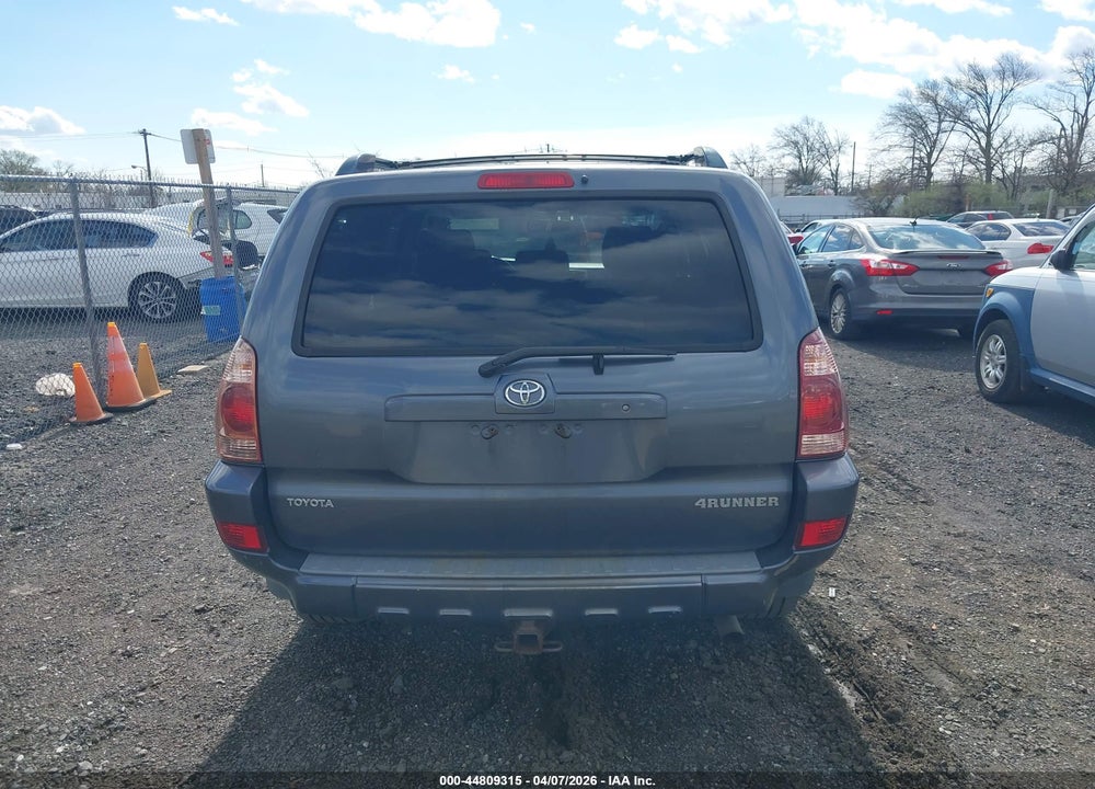 2005 TOYOTA 4RUNNER SR5 V6 VIN: JTEBU14R450075962