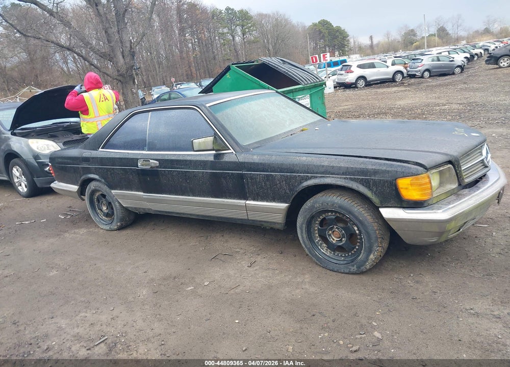 1984 MERCEDES-BENZ 500 SEC VIN: WDBCA44A4EA017064